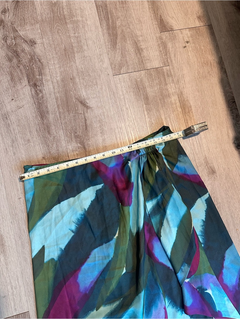 banana republic silky crepe sarong midi skirt - Picture 4 of 7